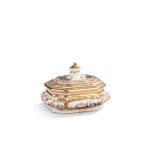 A Meissen (K.P.M.) porcelain octagonal sugar box and cover, circa 1725