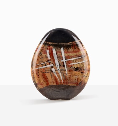 View full screen - View 1 of Lot 113. Vase .