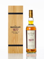 The Macallan Fine & Rare 40 Year Old 48.5 abv 1977 (1 BT70)