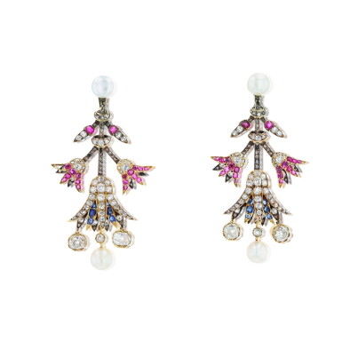 View full screen - View 1 of Lot 308. Paire de pendants d'oreille pierres de couleur, perles fines et diamants | Pair of gem-set, natural pearl and diamon pendent earrings.
