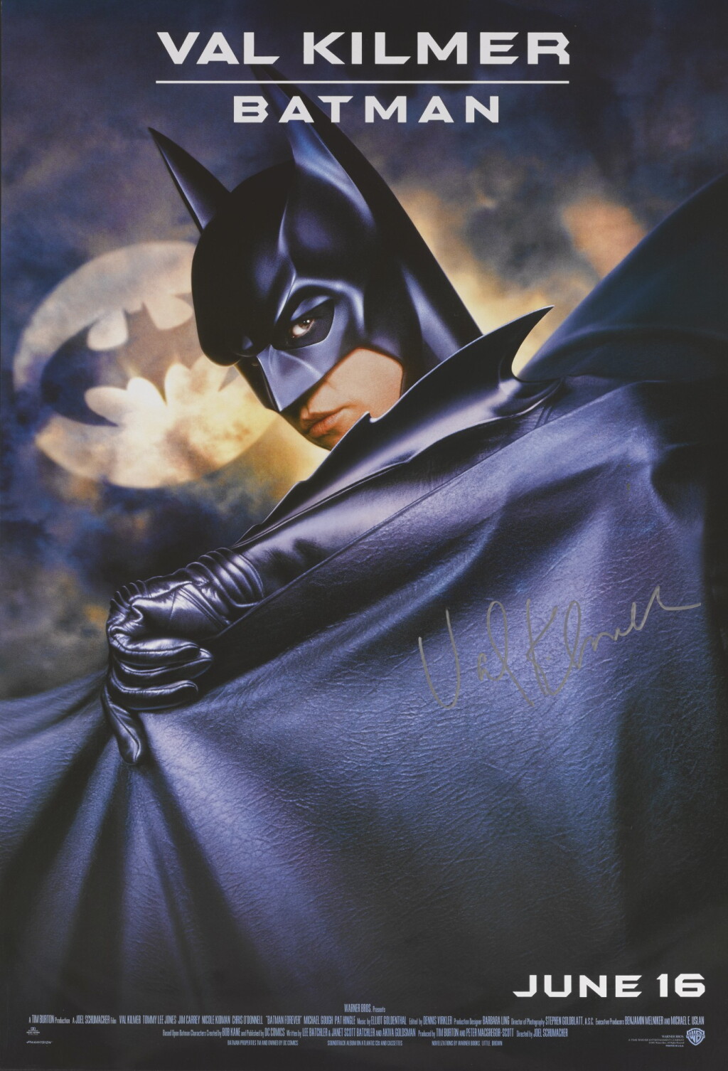 Voir en plein écran - Voir 1 du lot 290. BATMAN FOREVER (1995) ADVANCE BATMAN-STYLE POSTER, US, SIGNED BY VAL KILMER.