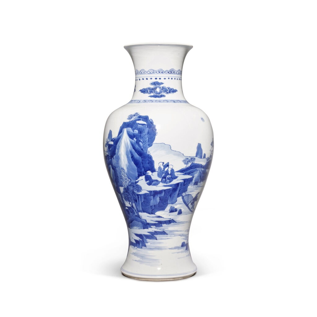Voir en plein écran - Voir 1 du lot 394. A blue and white 'scholars' baluster vase, Qing dynasty, Kangxi period | 清康熙 青花山水高士圖觀音尊.