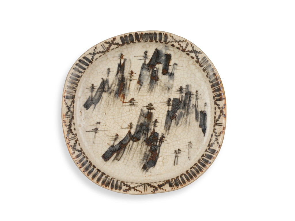 View full screen - View 1 of Lot 2003. A stoneware dish, Shino type, Mino ware, Momoyama period, late 16th – early 17th century | 志野山水図鉢 美濃 桃山時代 16世紀末~17世紀初頭 .