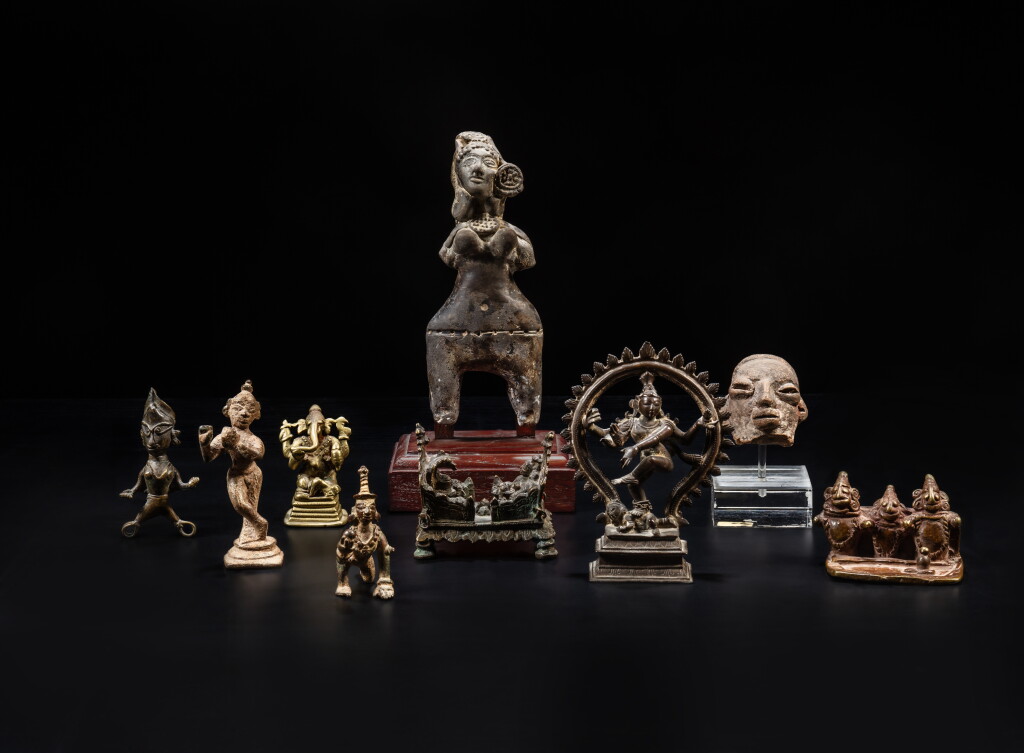 View full screen - View 1 of Lot 47. An earthenware figure of a goddess, India, in a Sunga period style.
