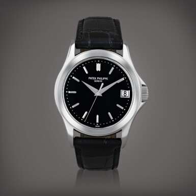 View full screen - View 1 of Lot 383. Calatrava, reference 5107P-001 Montre bracelet en platine avec date | Platinum wristwatch with date Vers 2004 | Circa 2004.