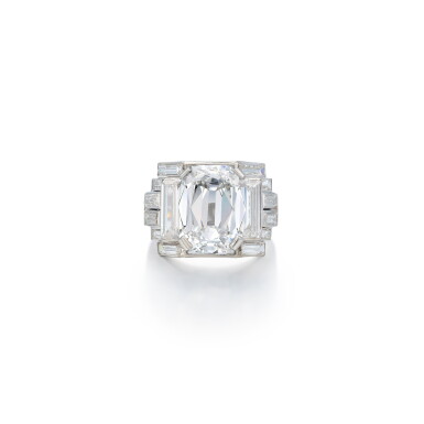 View full screen - View 1 of Lot 219. Diamond Ring.