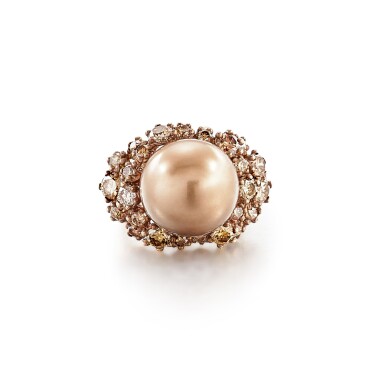 View full screen - View 1 of Lot 518. Cultured Pearl and Diamond Ring | 養殖珍珠 配 鑽石 戒指.