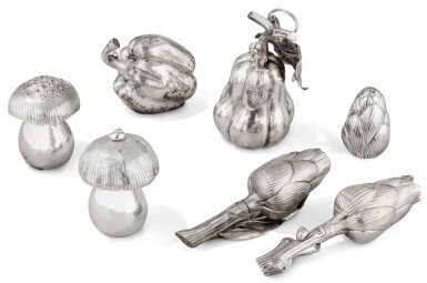View full screen - View 1 of Lot 108. A GROUP OF 7 ITALIAN SILVER SALT-CELLARS AND PEPPER MILLS SHAPED AS VEGETABLES, MISSAGLIA, VENICE, MODERN | ENSEMBLE DE 7 SALIÈRES ET MOULINS À POIVRE EN ARGENT EN FORME DE LÉGUMES PAR MISSAGLIA, VENISE, MODERNE.