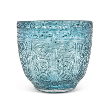 View full screen - View 1 of Lot 576. Large vase, circa 1930.