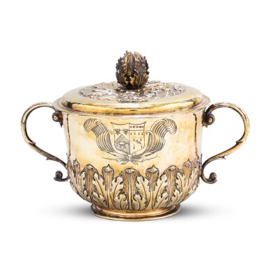 View full screen - View 1 of Lot 124. A Charles II silver-gilt covered cup, maker's mark TC above a fish, attributed to Thomas Cooper, London, 1676 | Coupe couverte en vermeil, poinçon d'orfèvre TC et un poisson, attibué à Thomas Cooper, London, 1676.