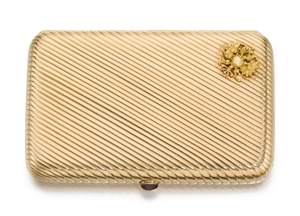 View full screen - View 1 of Lot 223. An Imperial Presentation gold cigarette case, Ivan Arkhanov, St Petersburg, 1899-1903.