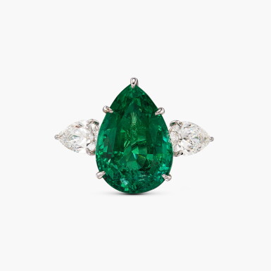 View full screen - View 1 of Lot 1437. Emerald and Diamond Ring | 10.48克拉 「贊比亞」祖母綠 配 鑽石戒指.