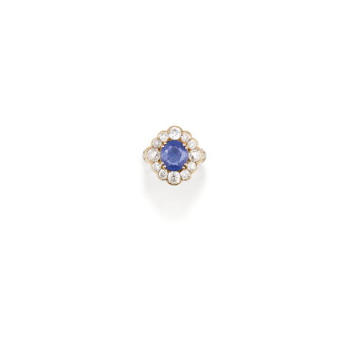 View full screen - View 1 of Lot 248. BAGUE SAPHIR ET DIAMANTS | SAPPHIRE AND DIAMOND RING.