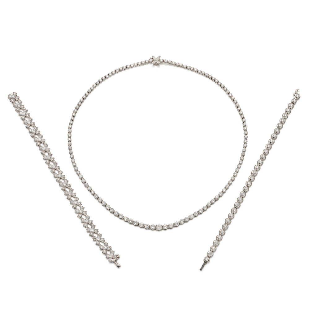 View full screen - View 1 of Lot 1821. DIAMOND NECKLACE AND TWO DIAMOND BRACELETS | 蒂芙尼 | 鑽石 項鏈 及 鑽石 手鏈兩條.
