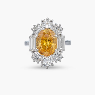 View full screen - View 1 of Lot 1789. Fancy Vivid Yellow-Orange Diamond and Diamond Ring | 3.23 克拉 艷彩黃橙色鑽石 配 鑽石 戒指.