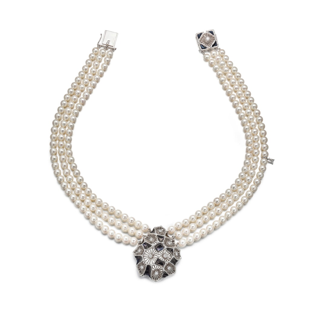 View full screen - View 1 of Lot 1721. CULTURED PEARL, ENAMEL AND DIAMOND NECKLACE | 御木本 | 養殖珍珠 配 琺瑯彩 及 鑽石 項鏈.