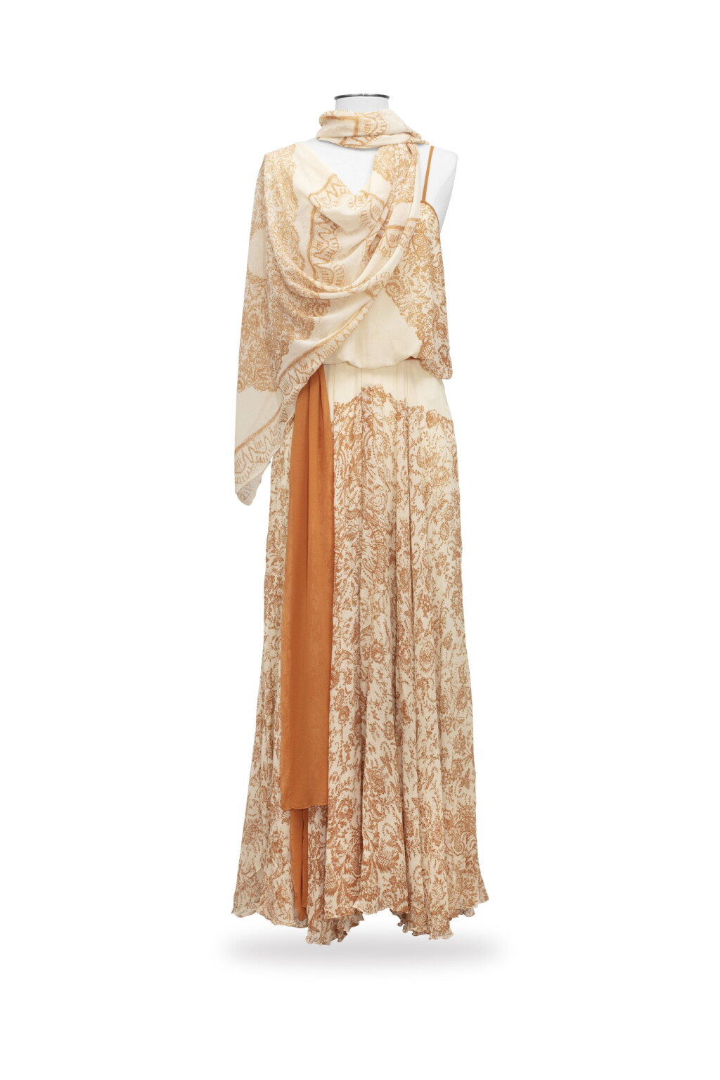 View full screen - View 1 of Lot 49. Mose, circa 1970, Muslin dress, with matching stole and belt | Robe longue en mousseline, étole et ceinture assorties.