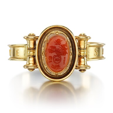 View full screen - View 1 of Lot 15. Hardstone bangle, 1860s.
