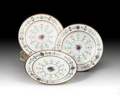 View full screen - View 1 of Lot 38. A set of six Empire Sèvres porcelain plates, dated 1805 | Ensemble de six assiettes en porcelaine de Sèvres d’époque Empire, datées 1805.