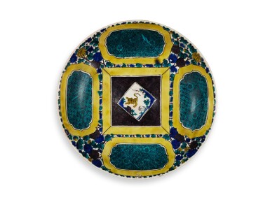 View full screen - View 1 of Lot 2129. A large porcelain dish, sealed Jojitsu no tame (made on an auspicious day), Ko-Kutani type, Hizen, Edo period, circa 1640–50 | 色絵虎文大皿 肥前 古九谷様式 江戸前期 1640年代.