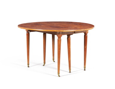 View full screen - View 1 of Lot 208. A mahogany dining table, late 18th century, early 19th century | Table de salle à manger en acajou, fin du XVIIIe ou du début du XIXe siècle.