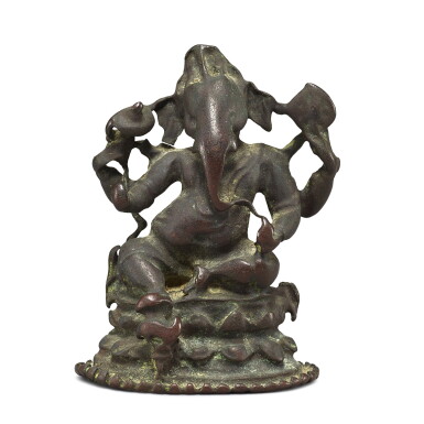 View full screen - View 1 of Lot 3015. A small bronze figure of Ganesha, Pala, Eastern India, 12th century 十二世紀 東印度帕拉 袖珍銅象神坐像.