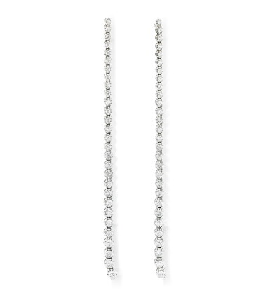 View full screen - View 1 of Lot 248. Paire de pendants d'oreille diamants | Pair of diamond pendent earrings.