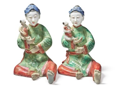 View full screen - View 1 of Lot 450. Two Rare Chinese Export Famille-rose Figures of Ladies, Qing Dynasty, Qianlong Period, circa 1740 | 清乾隆 約1740年 粉彩仕女擺件一對.