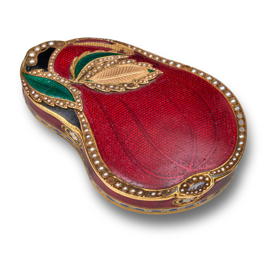 View full screen - View 1 of Lot 1526. A pearl-set gold and enamel 'form' vinaigrette, Moulinie, Bautte & Co., Geneva, 1807-1809.