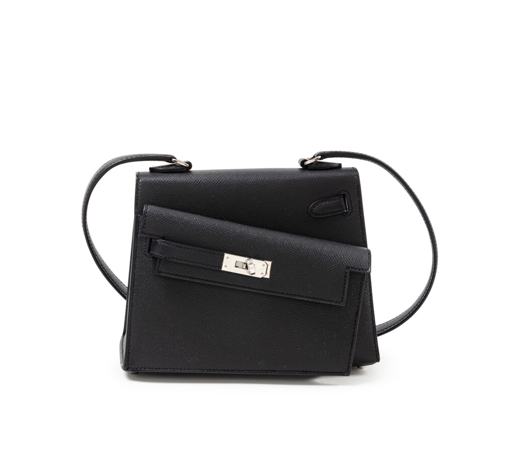 View full screen - View 1 of Lot 314. Limited Edition Black Epsom Kelly en Désordre 20 Sellier Palladium Hardware, 2024.