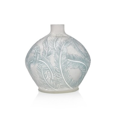 View full screen - View 1 of Lot 1730. A 'Plumes' vase by René Lalique , designed in 1920.