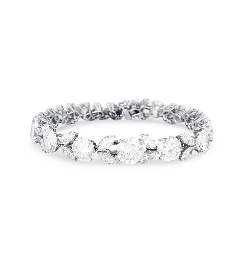 View full screen - View 1 of Lot 42. BRACELET DIAMANTS | DIAMOND BRACELET .