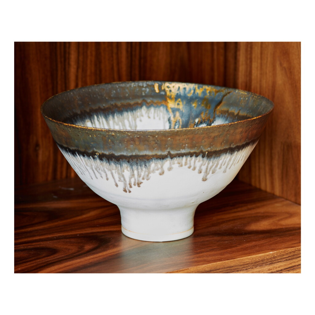 View full screen - View 1 of Lot 16. Bowl.