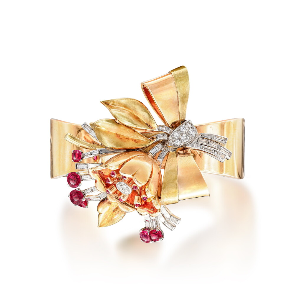 View full screen - View 1 of Lot 1204. RUBY AND DIAMOND BANGLE | 寳詩龍 | 紅寶石 配 鑽石 手鐲.