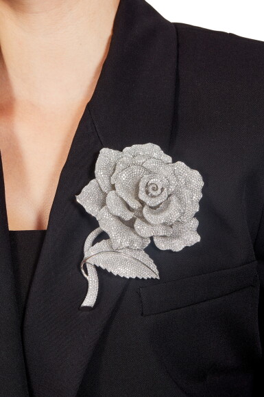 View full screen - View 1 of Lot 539. Diamond Brooch | 鑽石 胸針.