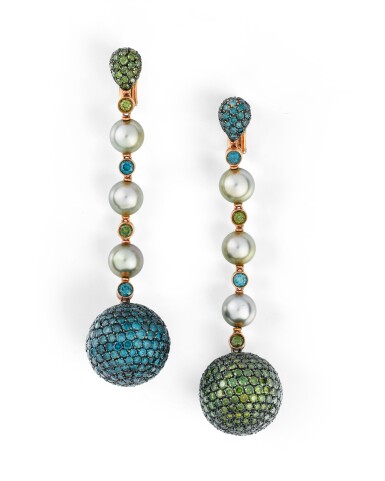 View full screen - View 1 of Lot 142. PAIRE DE PENDANTS D'OREILLE PERLES DE CULTURE ET PIERRES DE COULEUR, TOKATZIAN | CULTURED PEARL AND GEM SET PENDENT EARRINGS, TOKATZIAN.