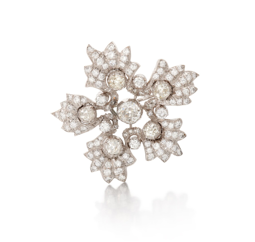 View full screen - View 1 of Lot 69. DIAMOND BROOCH (SPILLA IN DIAMANTI) .