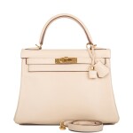 Hermès Parchemin Retourne Kelly 28cm of Swift Leather with Gold Hardware