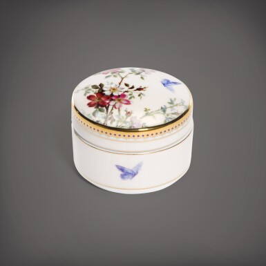 View full screen - View 1 of Lot 90. A porcelain trinket box with floral motif | Circa 2018.