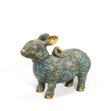 View full screen - View 1 of Lot 3578. A cloisonné enamel archaistic ritual vessel, xizun, Qing dynasty, 18th - 19th century | 清十八至十九世紀 銅胎掐絲琺瑯犧尊.