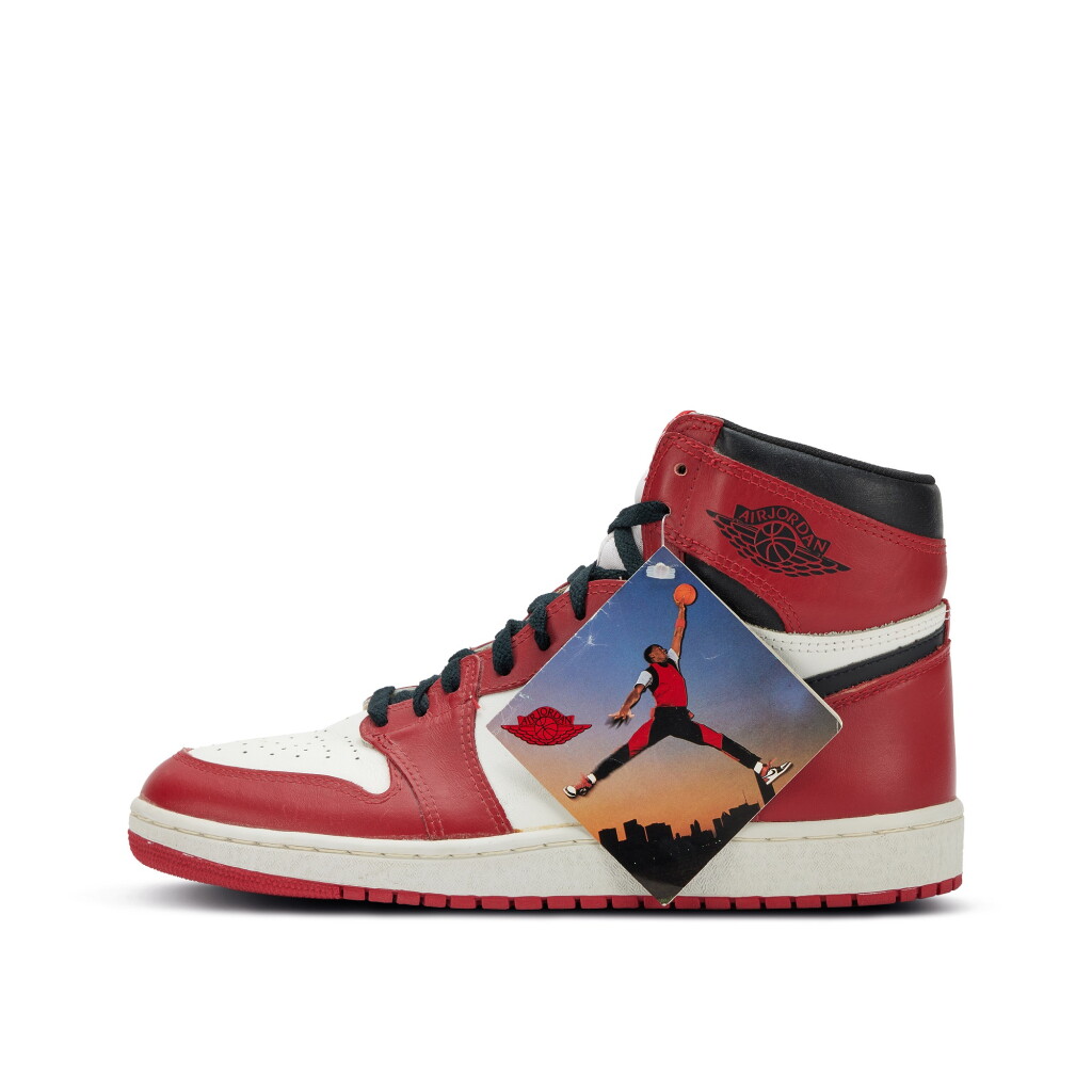 View full screen - View 1 of Lot 10. Nike Air Jordan 1 'Chicago' 1985 | Size 12.