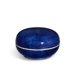 A powder-blue glazed seal-paste box and cover, Qing dynasty, 18th century 清十八世紀 灑藍釉圓蓋盒