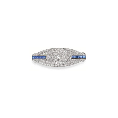 View full screen - View 1 of Lot 232. BROCHE SAPHIRS ET DIAMANTS, VERS 1930 | SAPPHIRE AND DIAMOND BROOCH, 1930S.