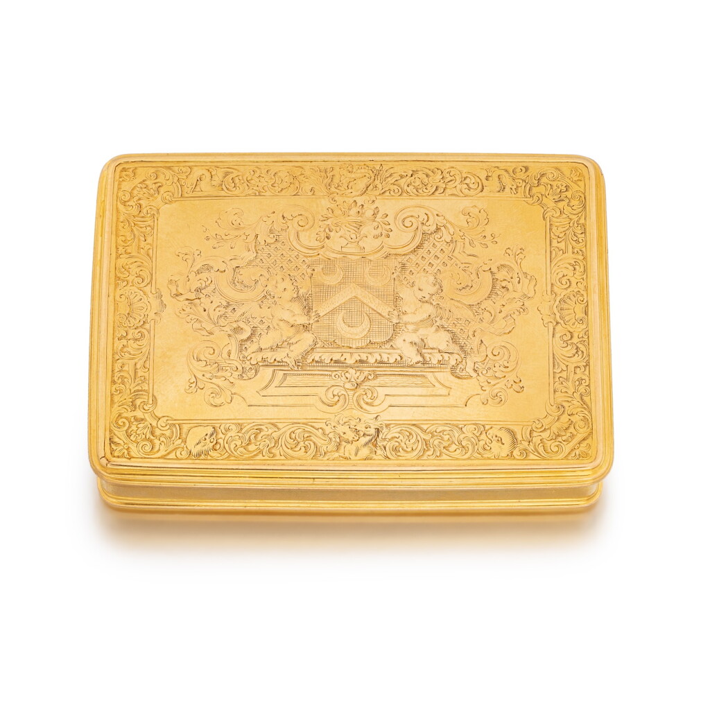 View full screen - View 1 of Lot 1214. A gold snuff box, English, circa 1720-1725.