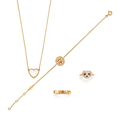 View full screen - View 1 of Lot 2712. Van Cleef & Arpels, Dior and Chaumet | Group of Jewellery || Diamond Ring | 梵克雅寶,迪奧 及 尚美 | 珠寶首飾一組 || 鑽石戒指.