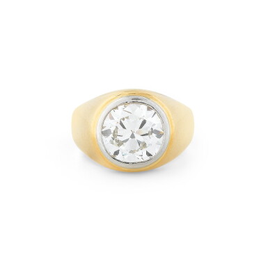 View full screen - View 1 of Lot 37. Bague diamant | Diamond ring.