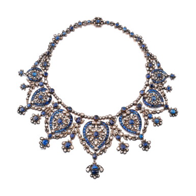 View full screen - View 1 of Lot 5. Collier saphirs et diamants | Sapphire and diamond necklace.