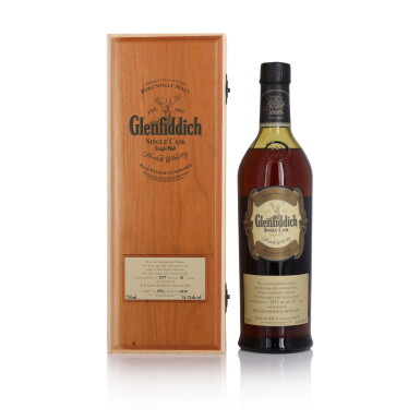 View full screen - View 1 of Lot 1113. Glenfiddich Vintage Reserve 31 Year Old 54.1 abv 1977 (1 bt 75cl).