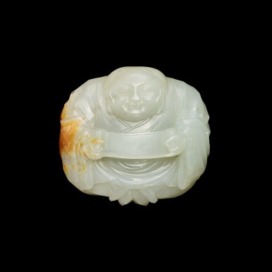 View full screen - View 1 of Lot 3689. A white and russet jade belt buckle, Qing dynasty, 18th century | 清十八世紀 白玉一團和氣帶扣.