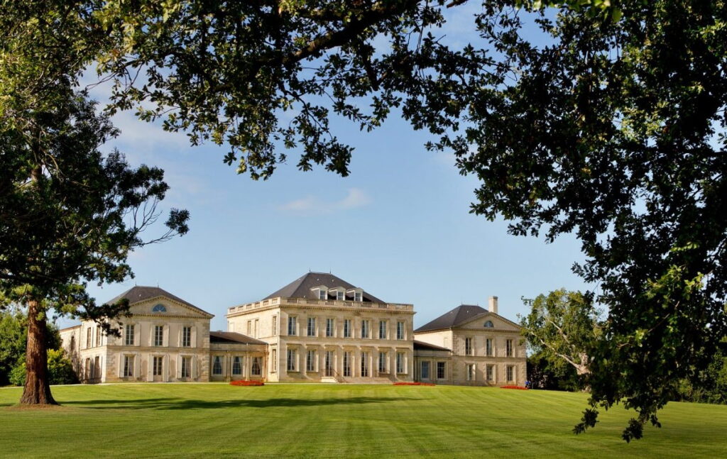 View full screen - View 1 of Lot 192. Château Phélan Ségur 1982 (12 BT).